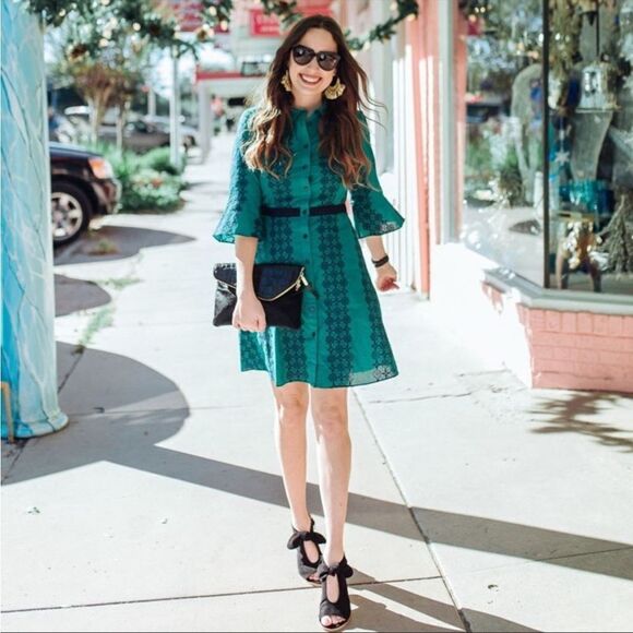 Draper James Floral Honeycomb Lace 3/4 sleeve Shirtdress - Picture 3 of 16